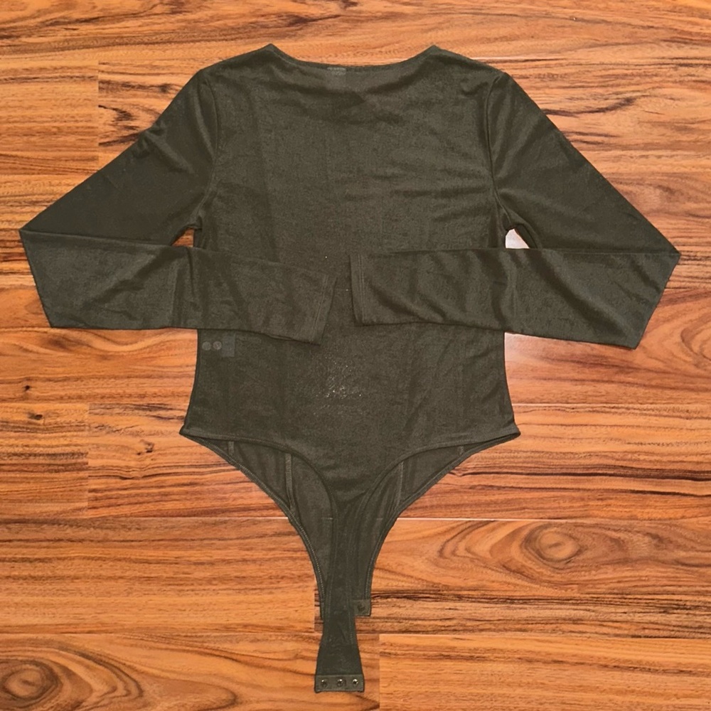 H&M Divided Bodysuit - Picture 7 of 7
